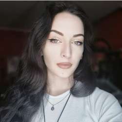 Angeleyes84's Chat & Dating Profile