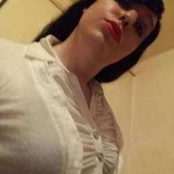 Erica's Chat & Dating Profile