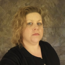 FinallyAmy's Chat & Dating Profile