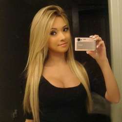 H0rnychl0e's Chat & Dating Profile