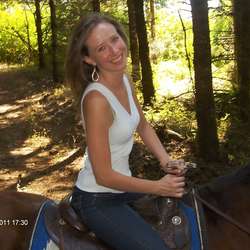 Kacie25's Chat & Dating Profile