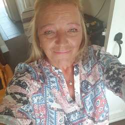 Mojo234's Chat & Dating Profile
