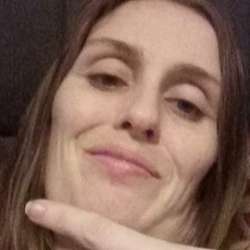 Wetpussy's Chat & Dating Profile