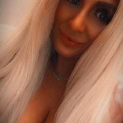 calliexo's Chat & Dating Profile