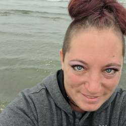 julietx's Chat & Dating Profile