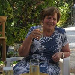 rebesmith90's Chat & Dating Profile