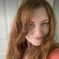 robyn58's Chat & Dating Profile