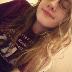 sammiedom's Chat & Dating Profile